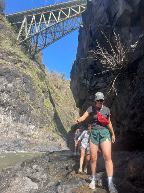 victoria falls gorge hike 3
