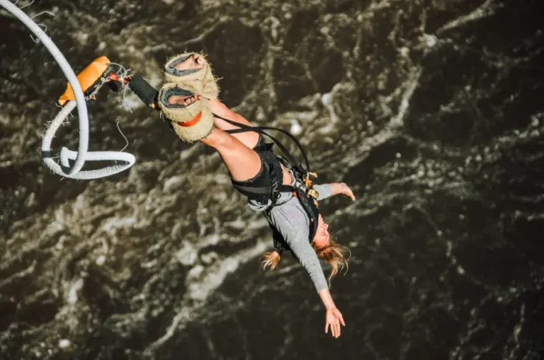 Bungee off the Victoria Falls Bridge