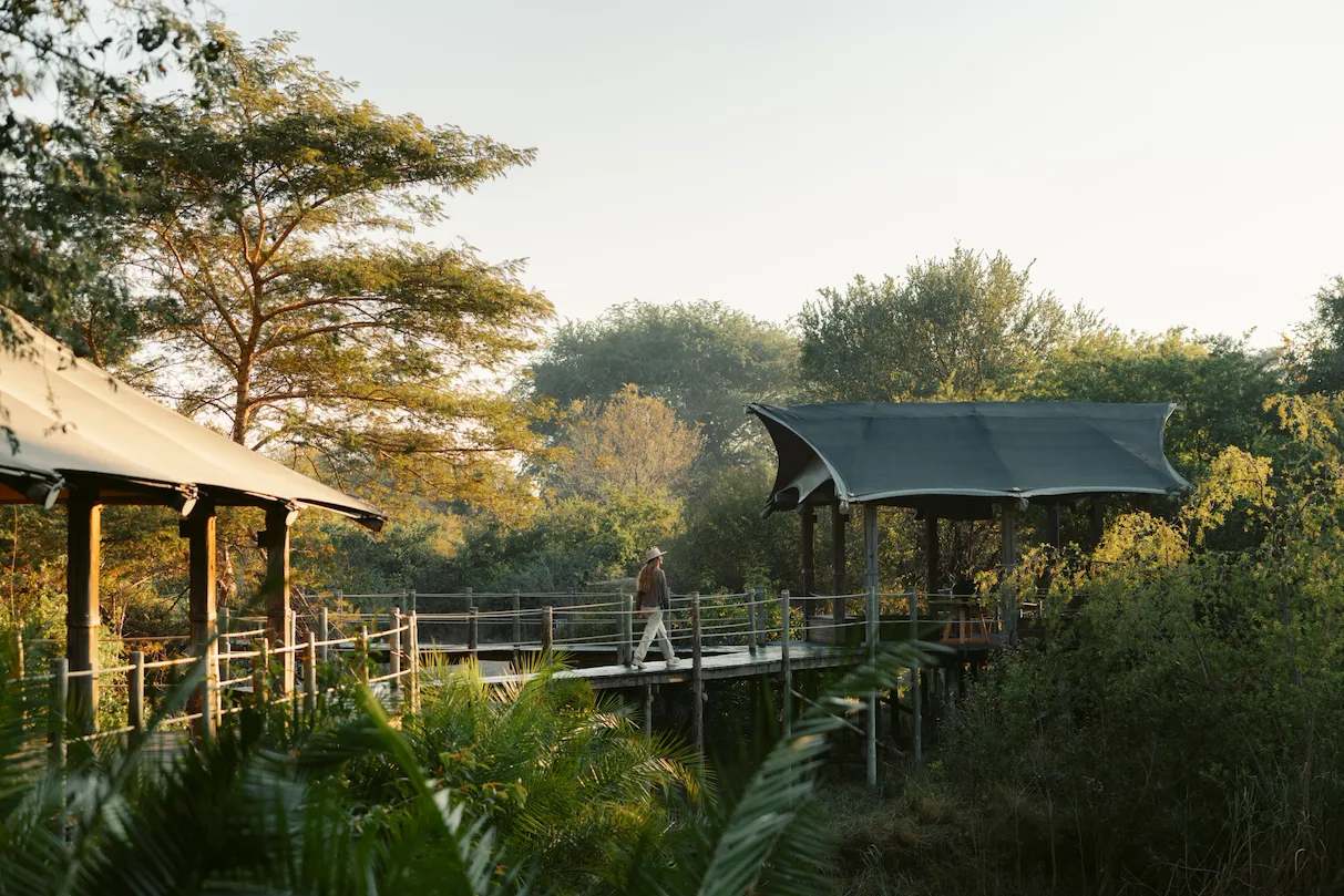 Toka Leya — accommodation and surroundings